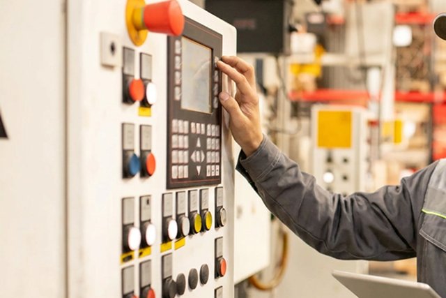 製造装置オペレーター・設備管理スタッフ求人